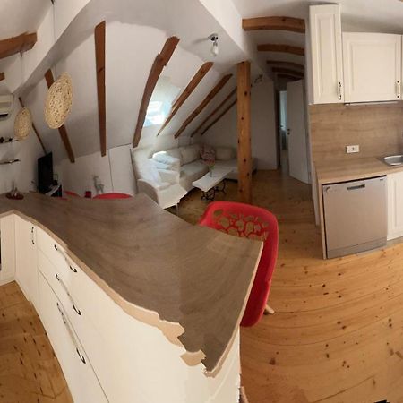 Le Liv On Apartamento Rijeka Exterior foto